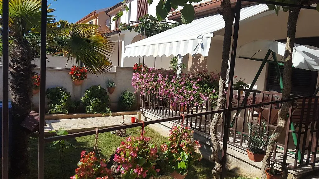 Active Apartment Pula